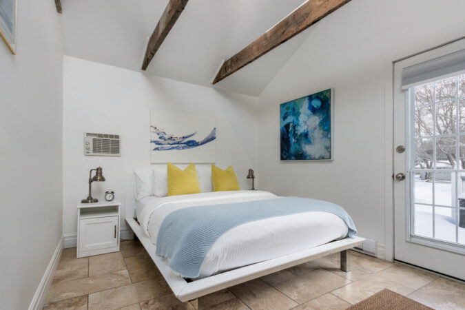 Interior real estate photography example by Show Kingston – bedroom, Inn near Kingston, Ontario