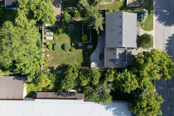 Aerial real estate drone photography example by Show Kingston – home in Kingston, Ontario