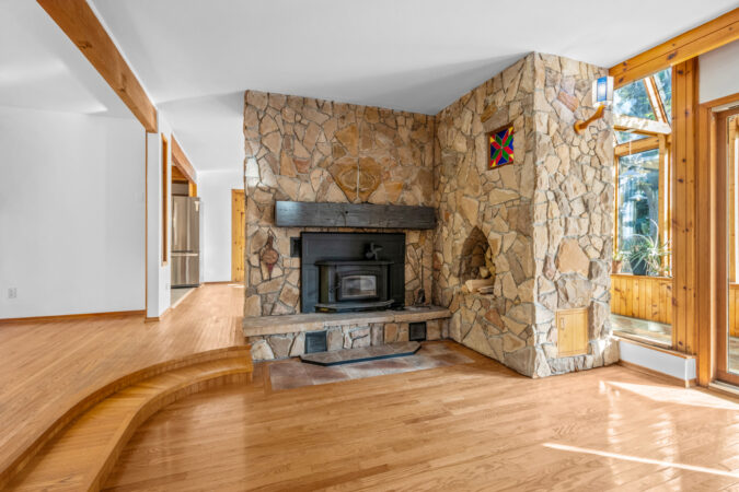 Interior real estate photography example by Show Kingston – bright open-concept living room home near Westport, Ontario